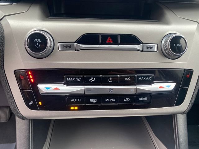 Certified 2022 Ford Explorer XLT w/ Equipment Group 202A image 22