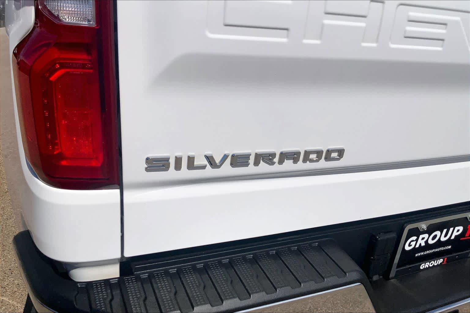 Used 2025 Chevrolet Silverado 1500 LTZ AWD/4WD image 10