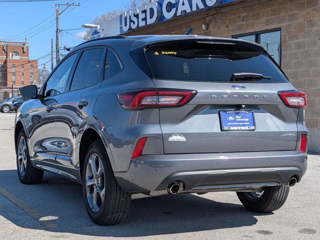 Certified 2024 Ford Escape ST-Line w/ Tech Pack #1 AWD/4WD image 6