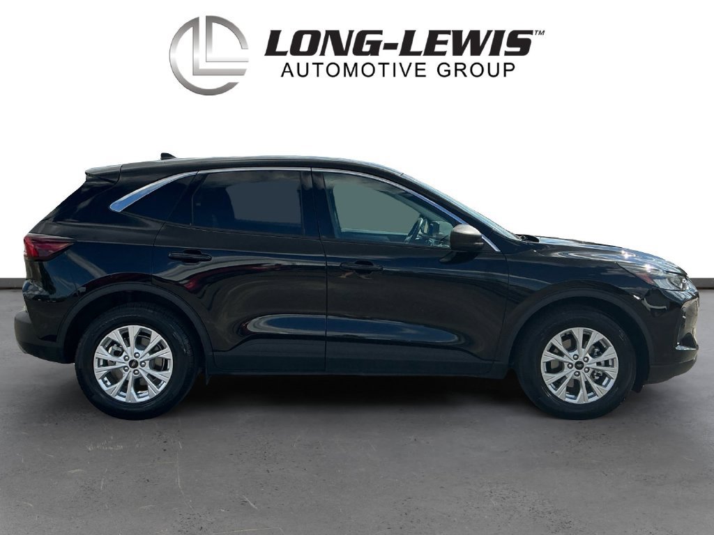 Certified 2024 Ford Escape Active w/ Cold Weather Package FWD image 8