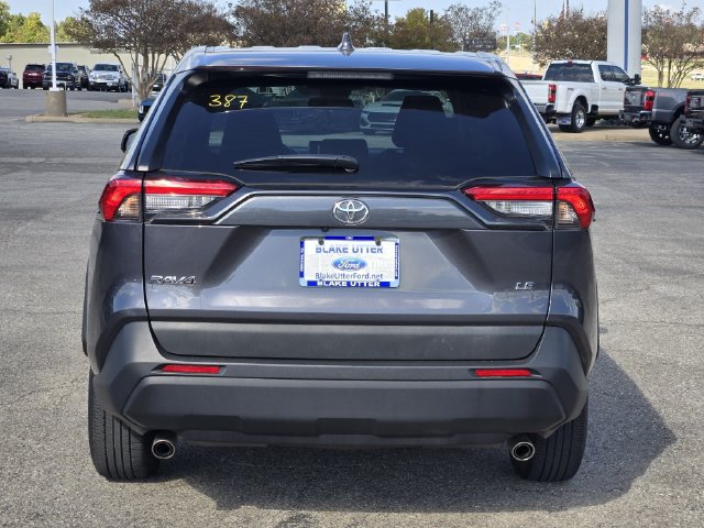 Used 2024 Toyota RAV4 LE FWD image 6
