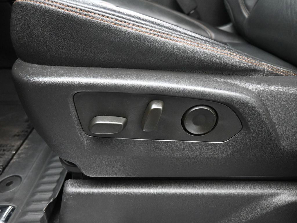 Used 2023 GMC Sierra 1500 AT4 w/ AT4 Premium Package image 11