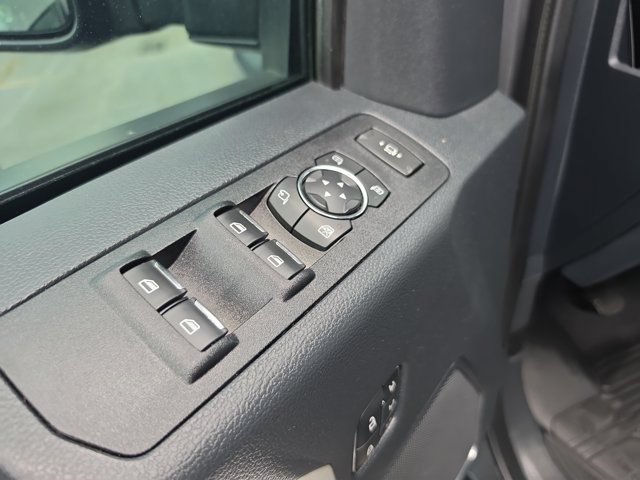 Certified 2022 Ford F250 Lariat w/ Black Appearance Package AWD/4WD image 16