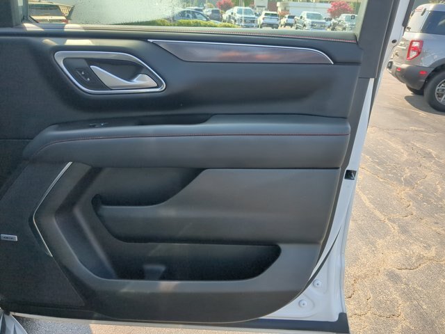 Used 2022 Chevrolet Tahoe RST w/ Sport Performance Package AWD/4WD image 36