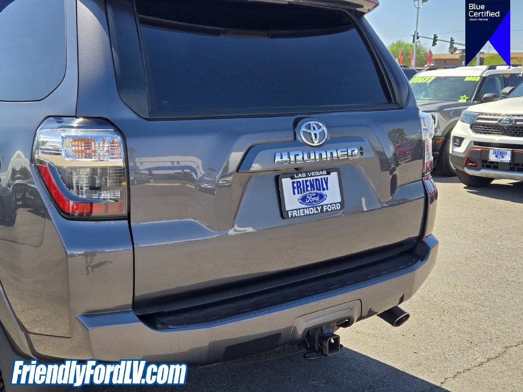 Used 2022 Toyota 4Runner SR5 Premium AWD/4WD image 5