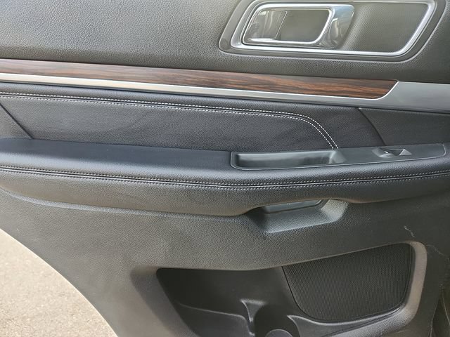 Certified 2018 Ford Explorer Limited w/ Equipment Group 301A AWD/4WD image 27