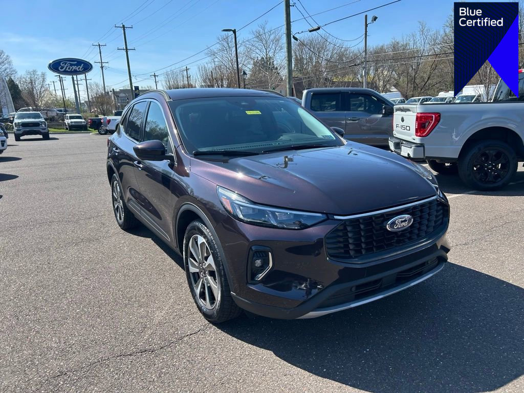 Certified 2023 Ford Escape Platinum image 1