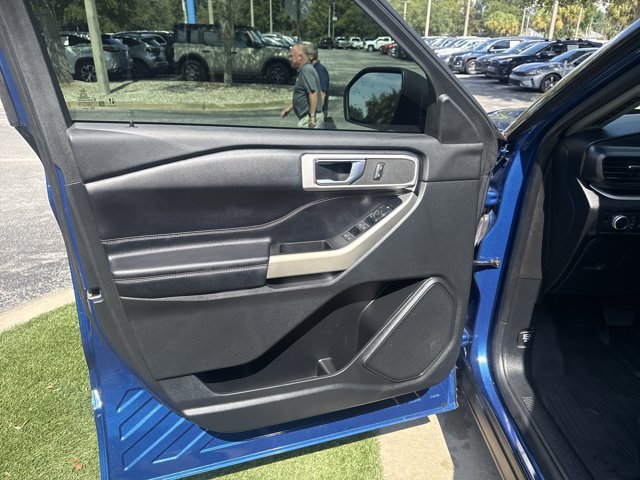 Certified 2021 Ford Explorer XLT RWD image 11