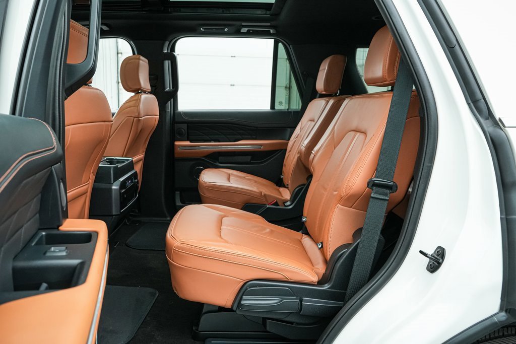 Certified 2022 Ford Expedition Platinum image 18