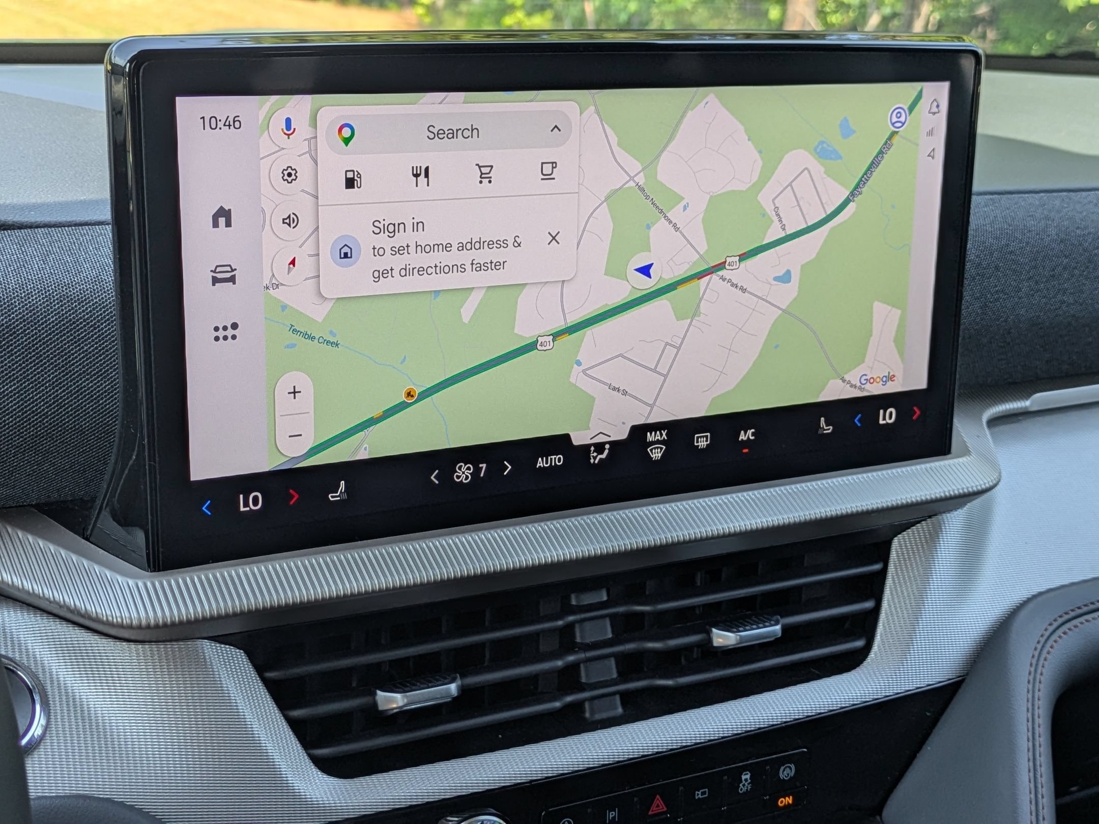 Certified 2025 Ford Explorer Active AWD/4WD image 19