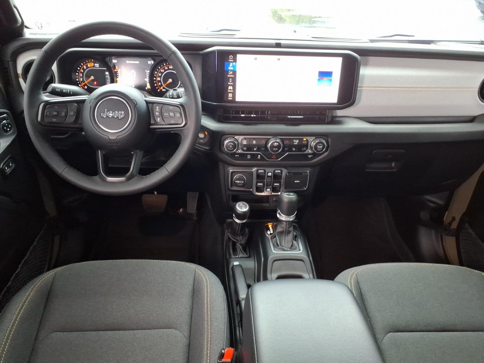 Used 2025 Jeep Wrangler Unlimited Sport AWD/4WD image 5