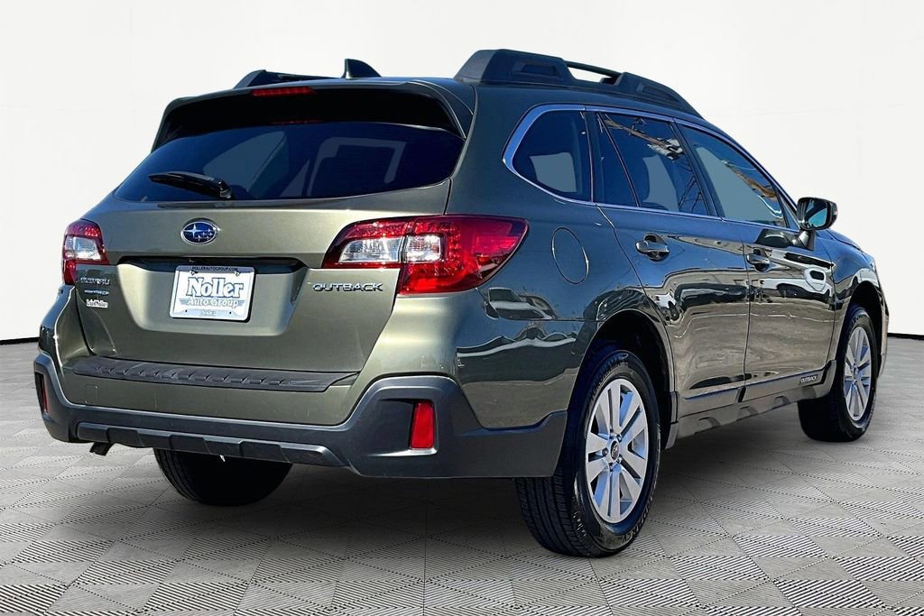 Used 2019 Subaru Outback 2.5i Premium image 4