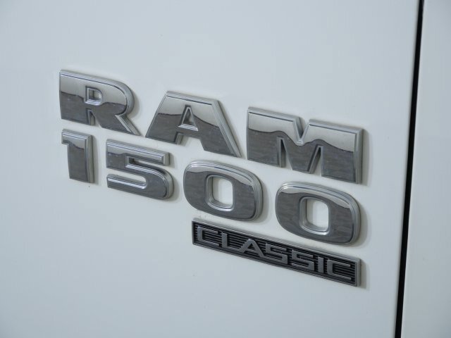 Used 2020 RAM 1500 Tradesman w/ Chrome Appearance Group AWD/4WD image 10
