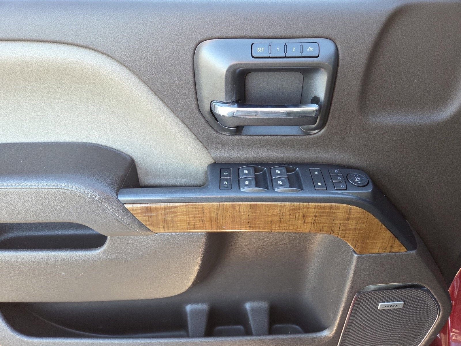 Used 2018 GMC Sierra 1500 SLT image 18