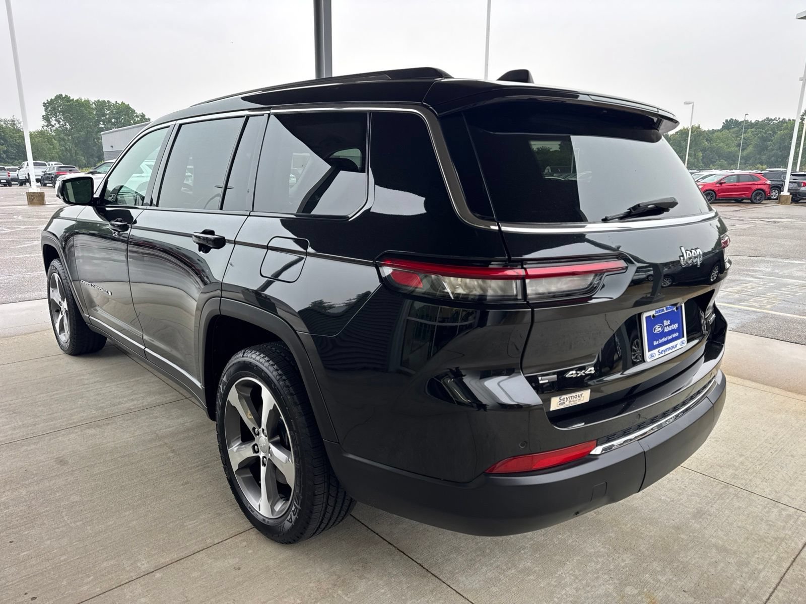 Used 2023 Jeep Grand Cherokee L Limited w/ Trailer Tow Group (B) AWD/4WD image 5