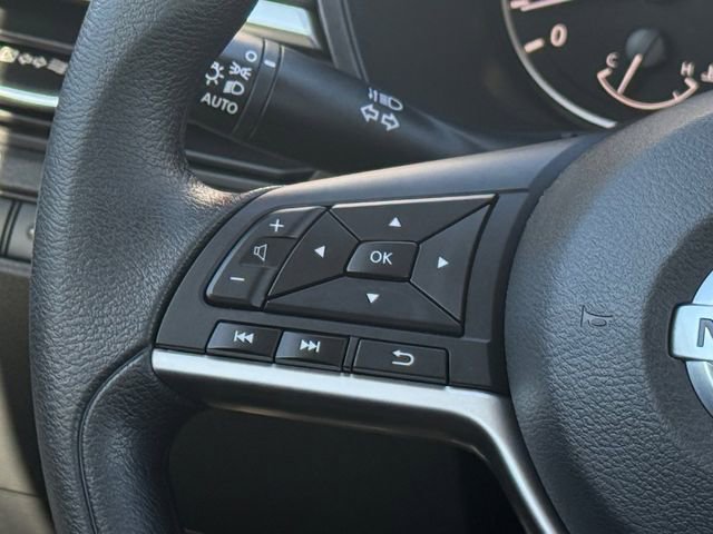 Used 2022 Nissan Altima 2.5 SV image 11