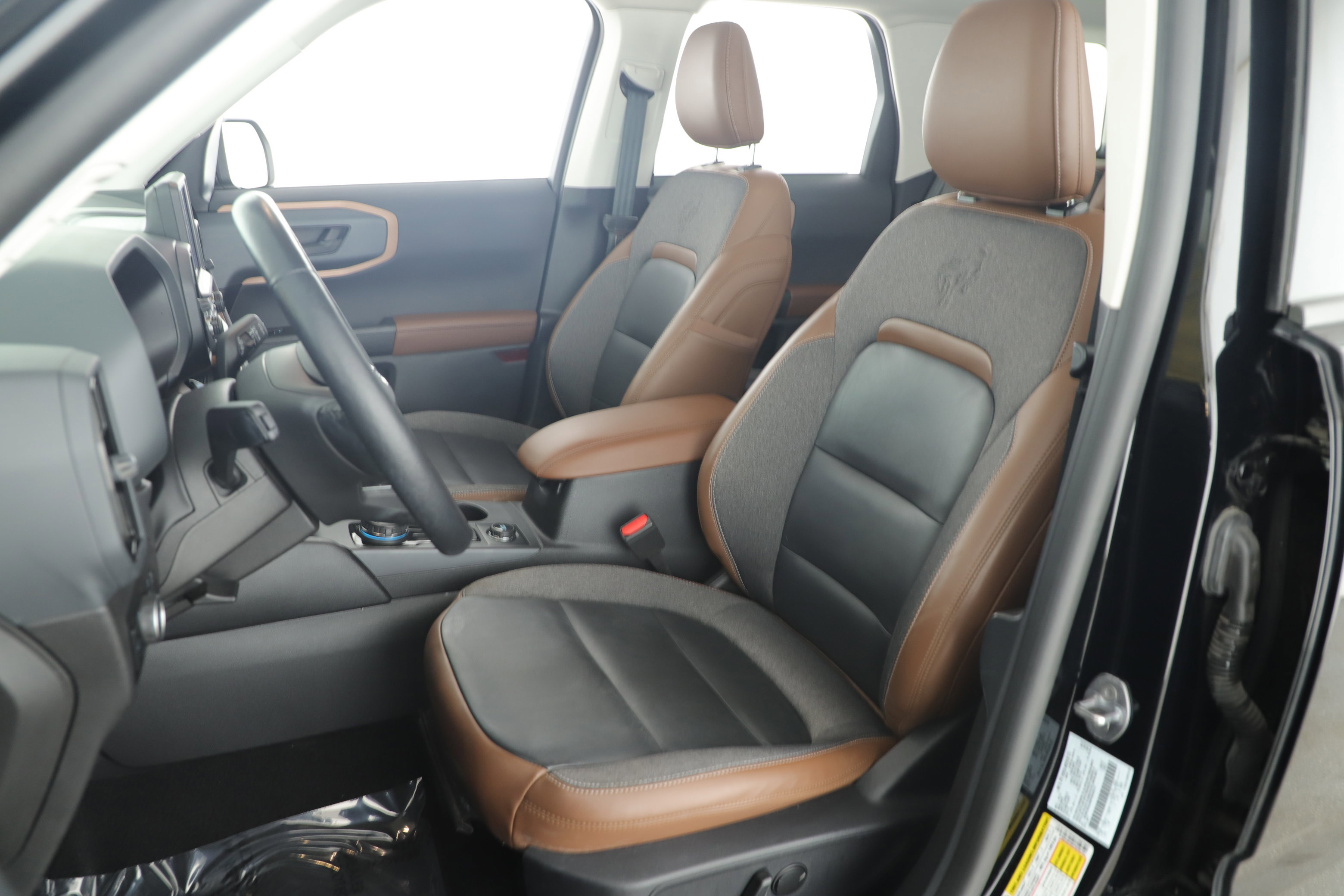 Certified 2023 Ford Bronco Sport Outer Banks image 12