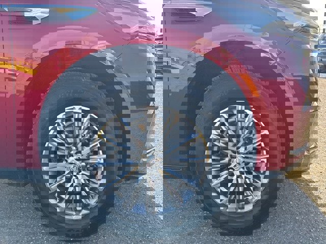 Used 2023 Buick Enclave Essence image 8