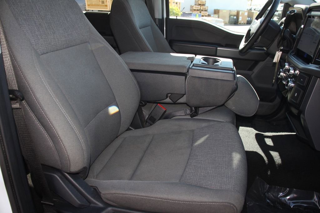 Certified 2025 Ford F150 XLT w/ Equipment Group 301A Standard image 28