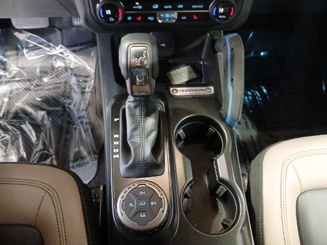 Certified 2023 Ford Bronco Wildtrak image 16