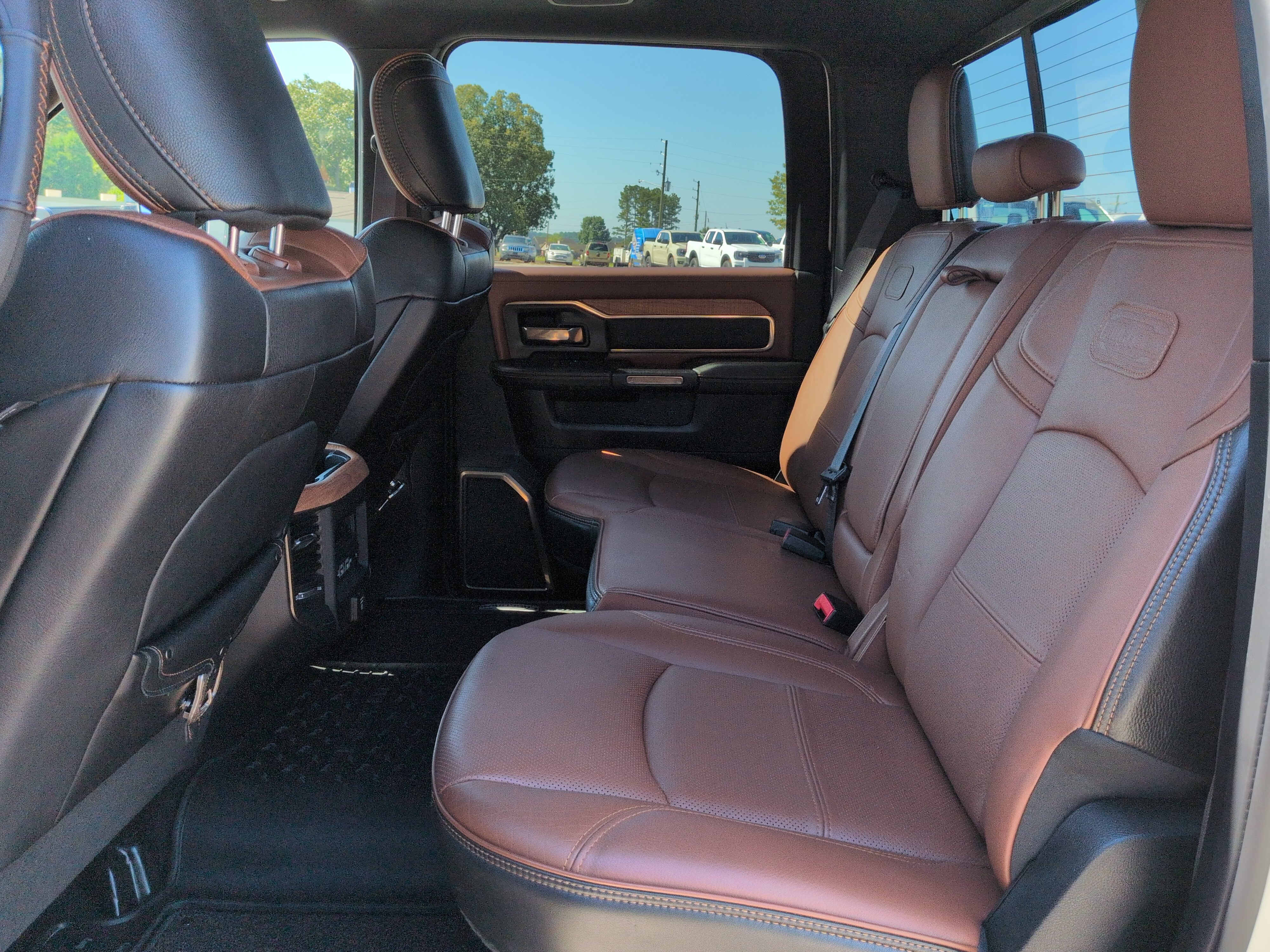 Used 2020 RAM 2500 Limited RWD image 11
