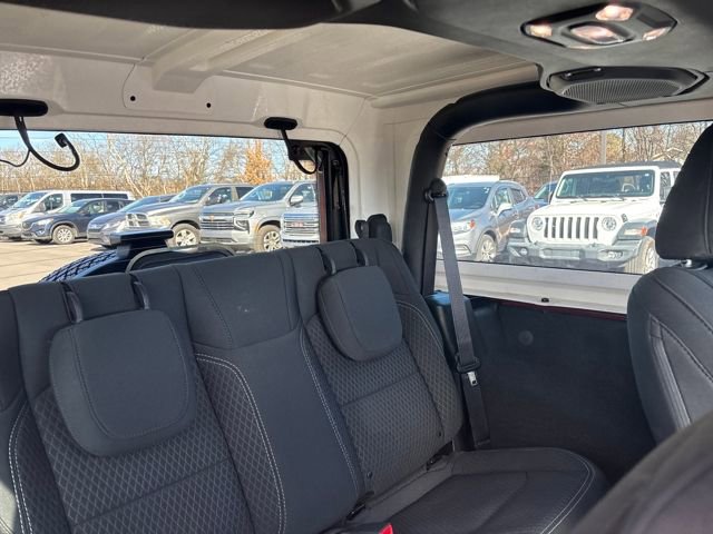 Used 2021 Jeep Wrangler Sport image 9