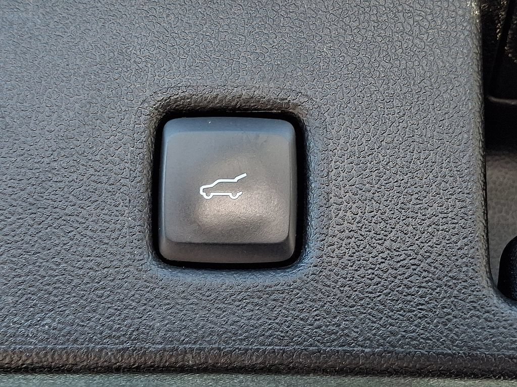 Certified 2022 Ford Escape SEL AWD/4WD image 29