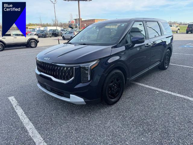 Used 2025 Kia Carnival image 1