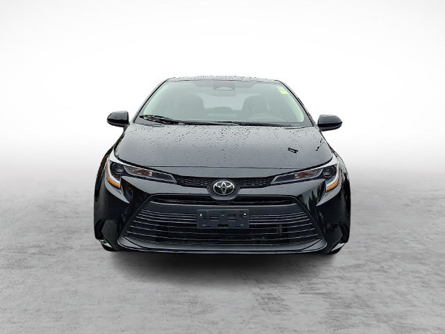 Used 2024 Toyota Corolla LE FWD image 2