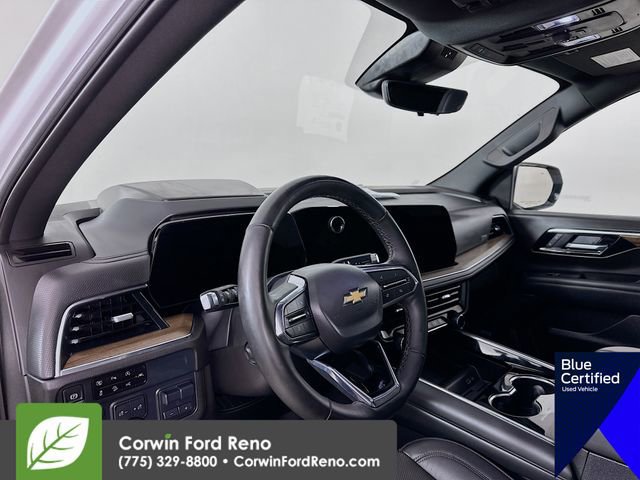 Used 2025 Chevrolet Suburban High Country image 11