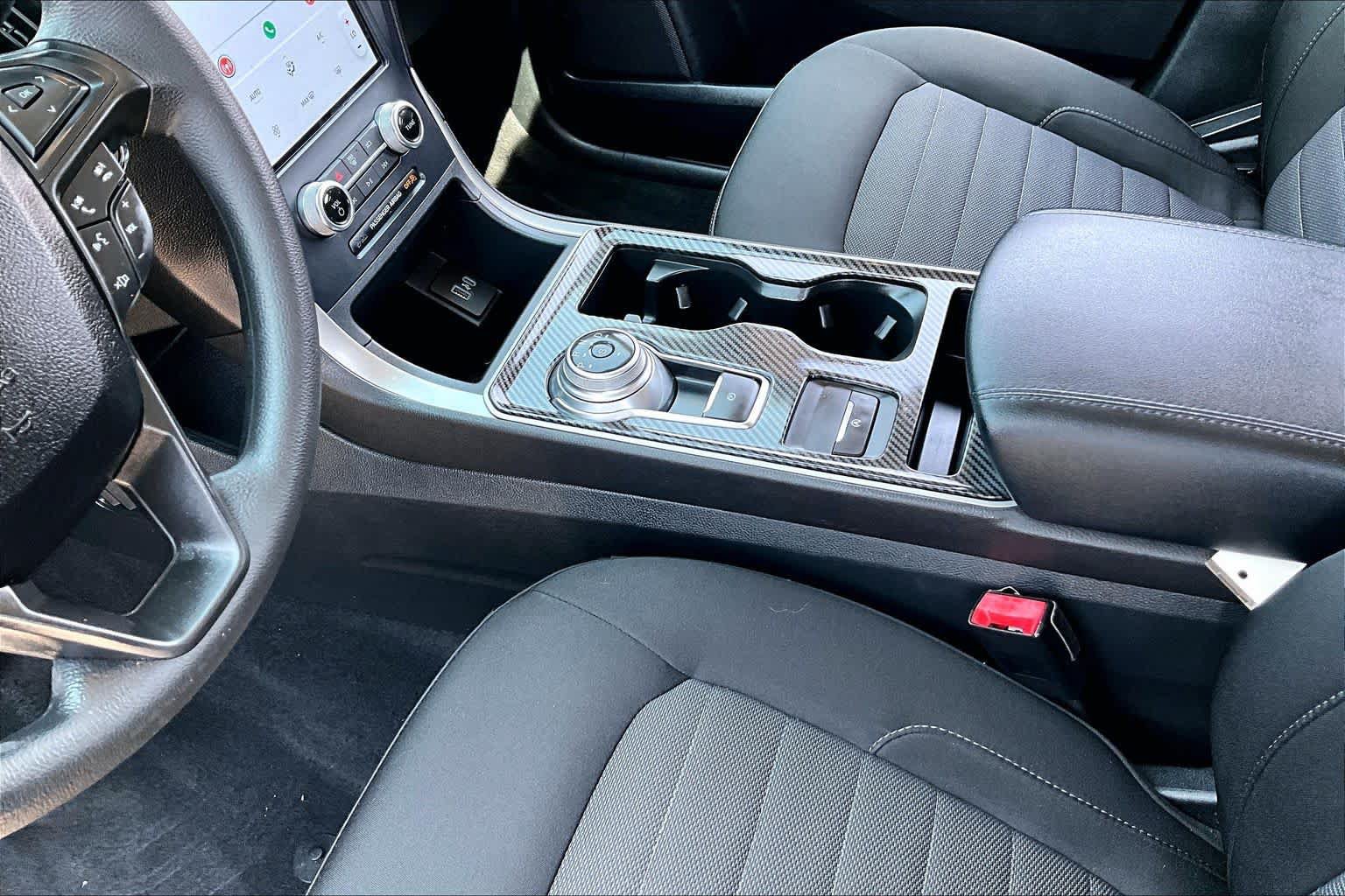 Certified 2021 Ford Edge SE FWD image 15