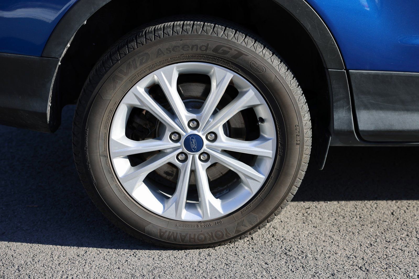 Certified 2019 Ford Escape SEL image 27