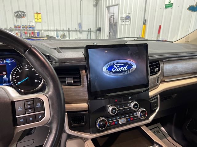 Certified 2022 Ford Expedition Limited AWD/4WD image 13