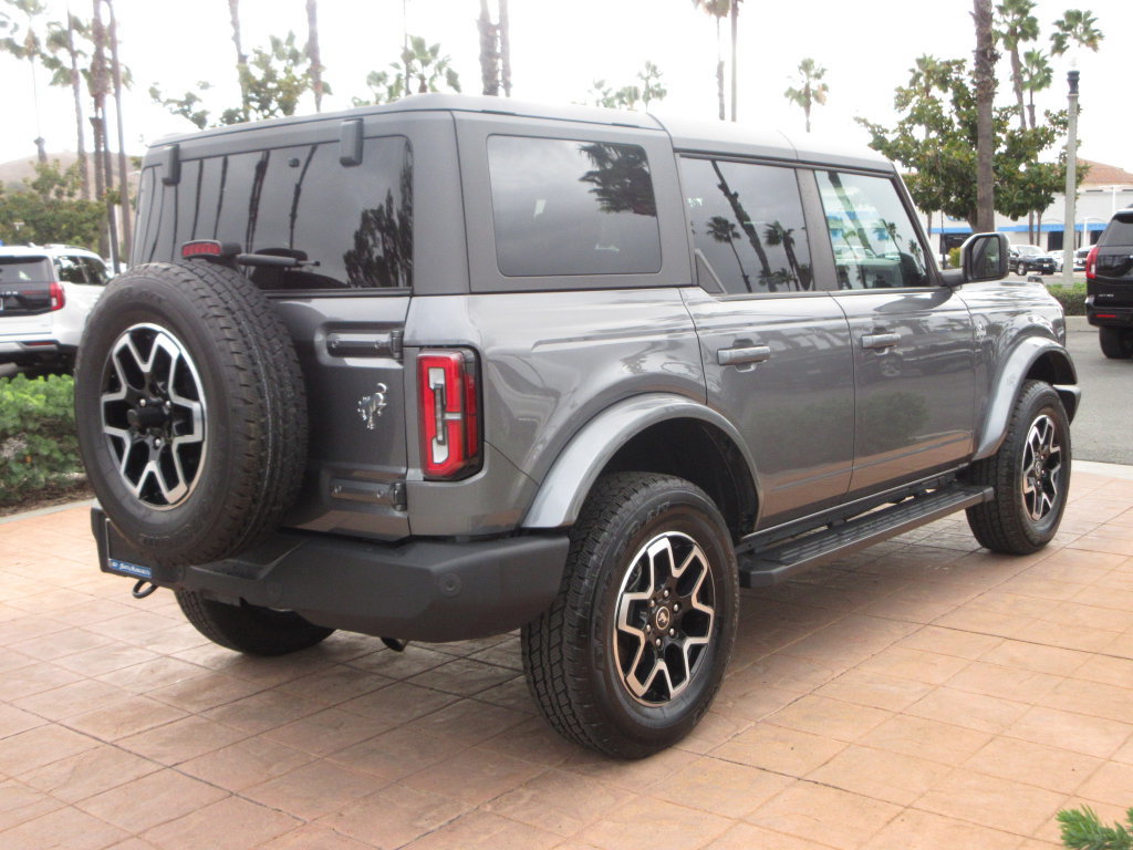 Certified 2024 Ford Bronco Outer Banks AWD/4WD image 4
