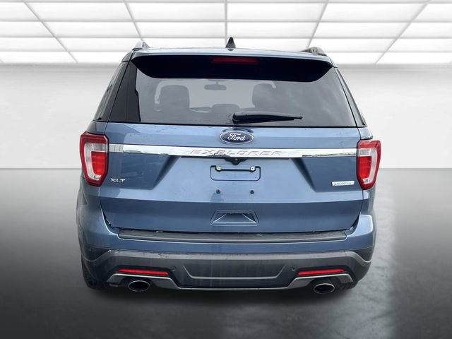 Certified 2018 Ford Explorer XLT image 5