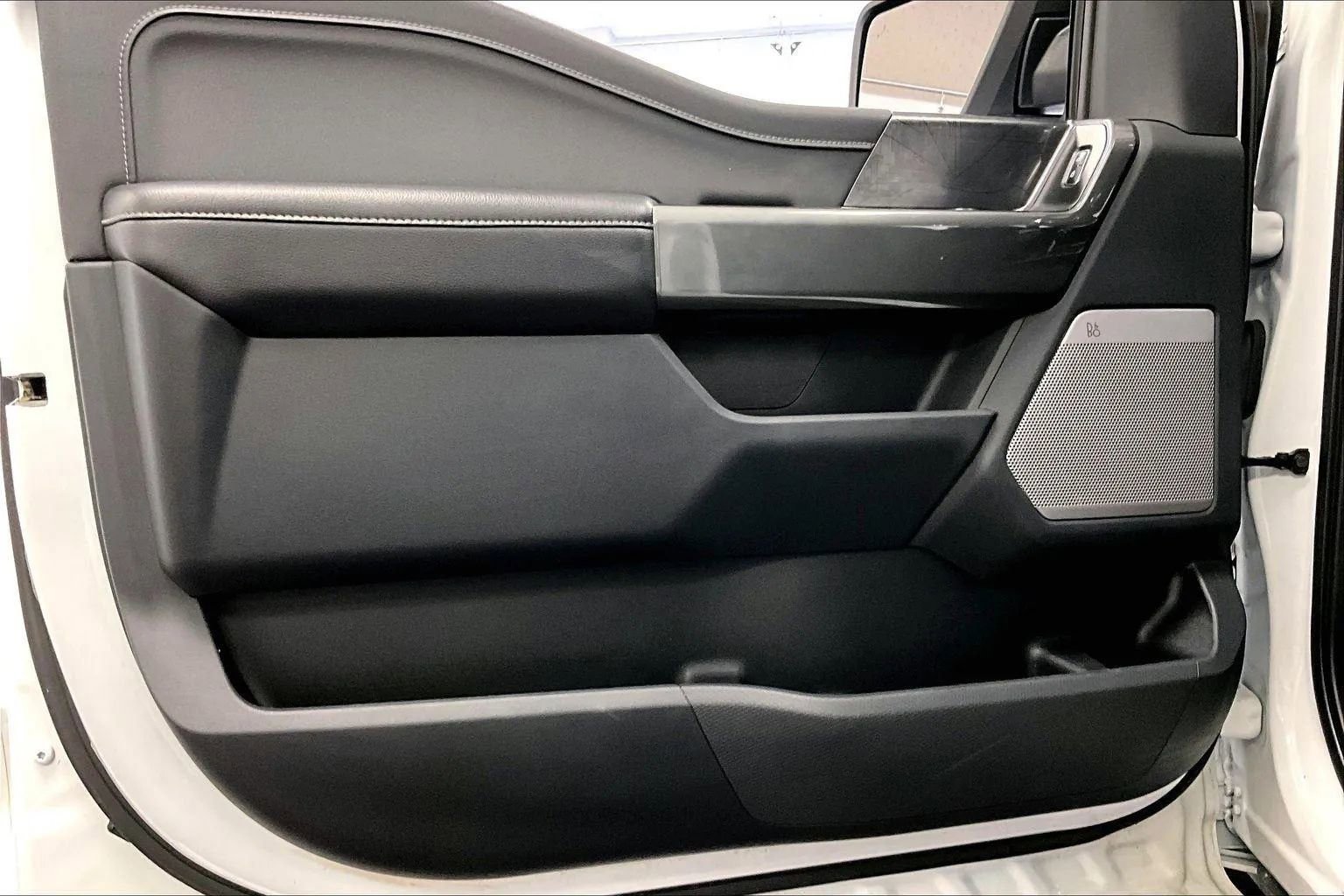 Certified 2022 Ford F150 XLT w/ Equipment Group 302A High image 22