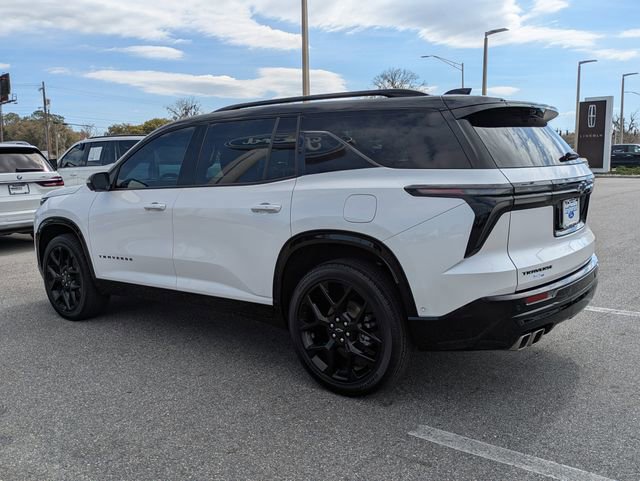 Used 2024 Chevrolet Traverse RS image 3