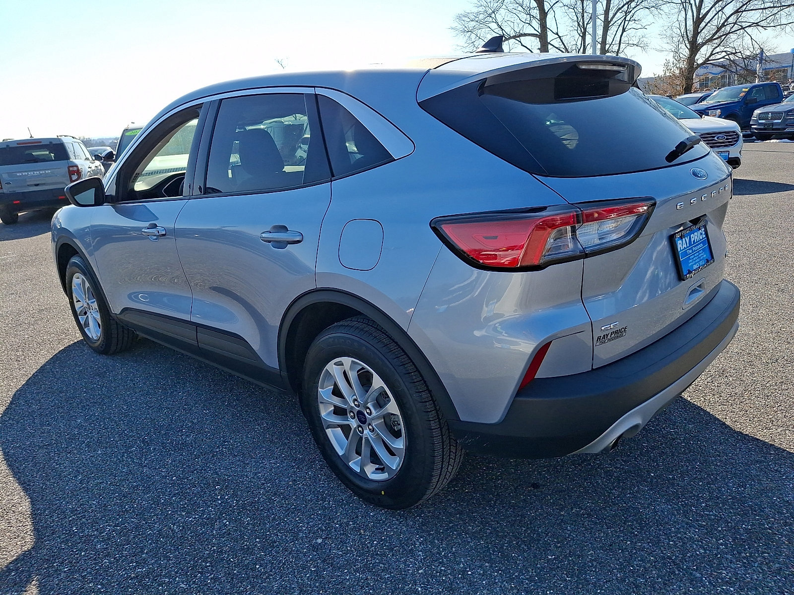 Certified 2022 Ford Escape SE w/ Convenience Package image 3