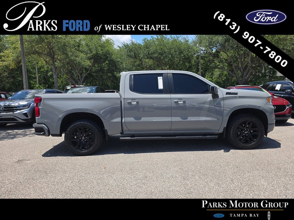 Used 2024 Chevrolet Silverado 1500 RST AWD/4WD image 3