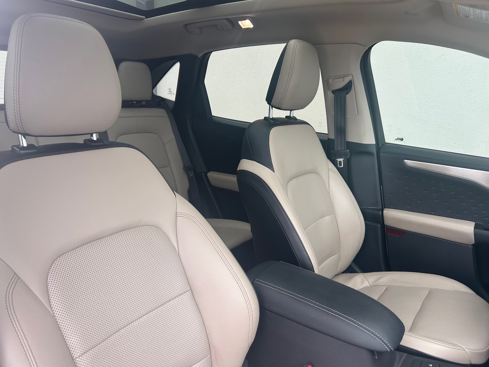Certified 2020 Ford Escape SEL FWD image 13