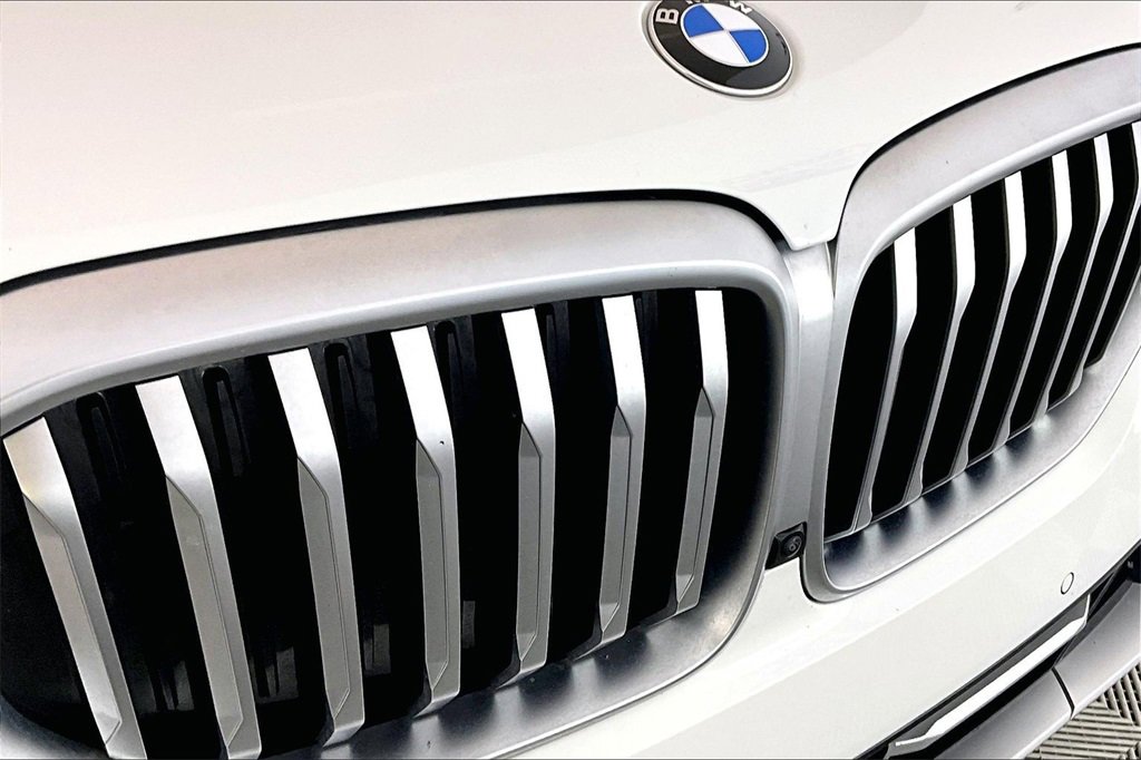 Used 2025 BMW X5 sDrive40i w/ Climate Comfort Package image 22