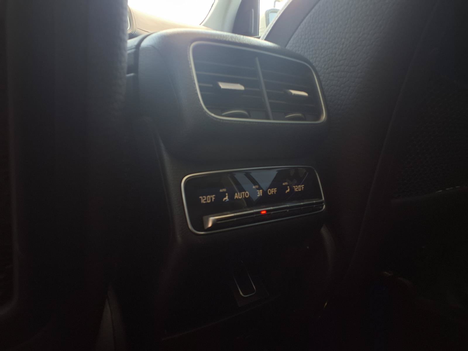 Used 2023 Mercedes-Benz GLS 450 4MATIC image 28