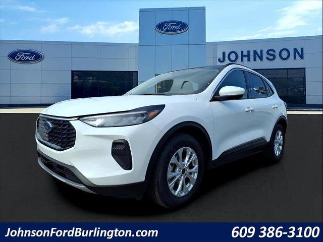 Certified 2023 Ford Escape Active w/ Tech Pack #2 image 3