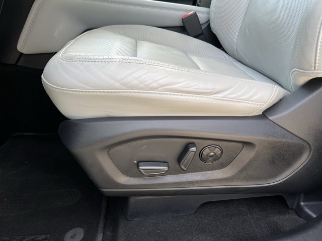 Certified 2025 Ford Explorer Platinum w/ Ultimate Package AWD/4WD image 13