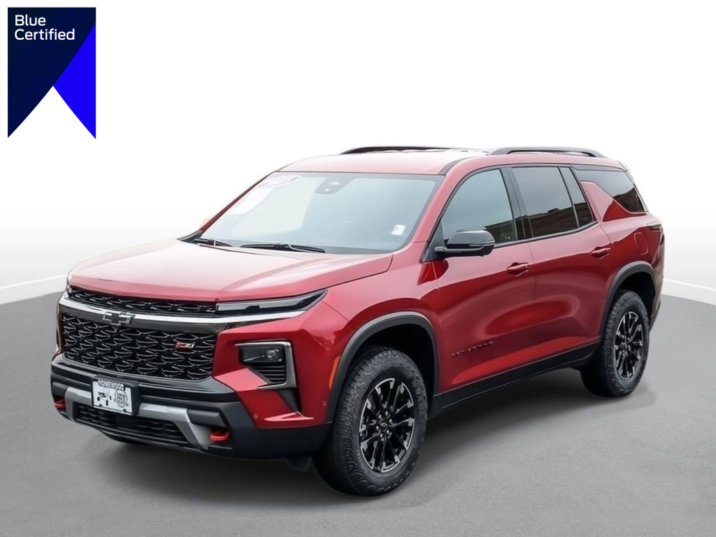 Used 2025 Chevrolet Traverse Z71 w/ Enhanced Driving Package