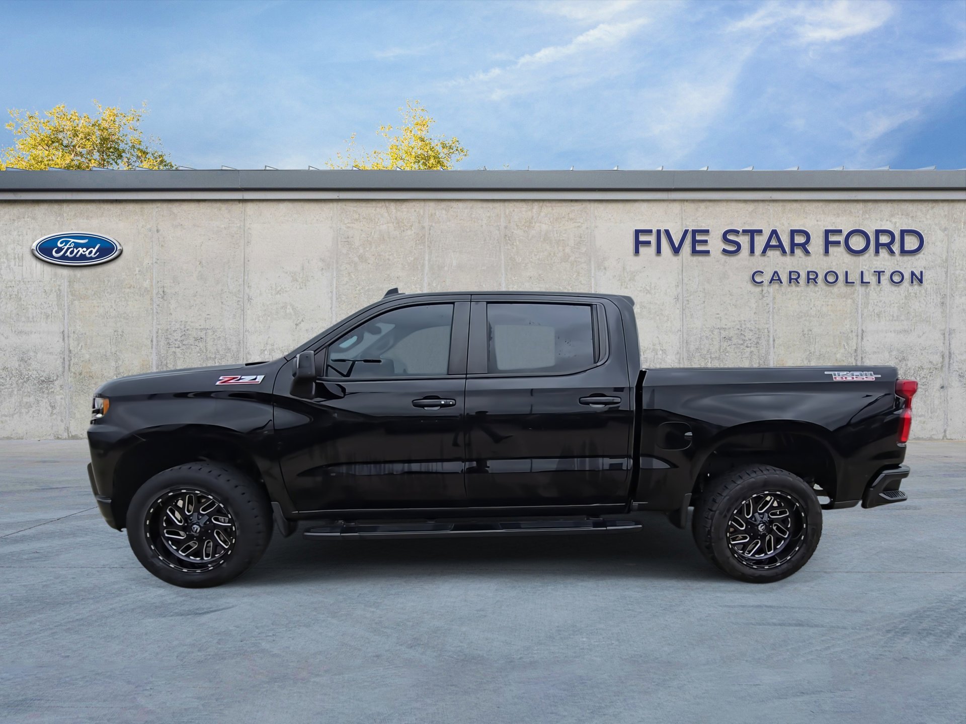 Used 2022 Chevrolet Silverado 1500 LT Trail Boss w/ Convenience Package II image 5