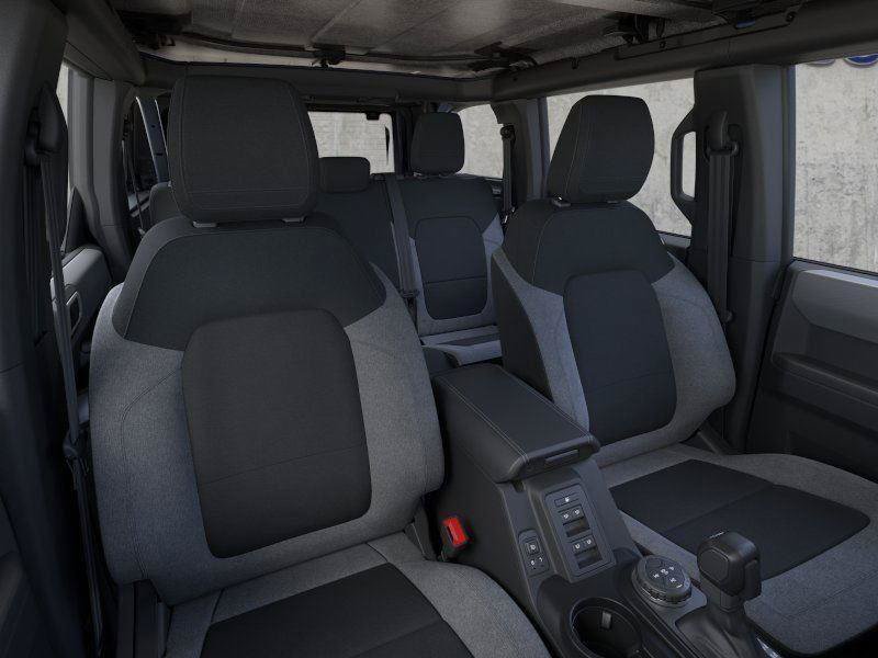 Certified 2025 Ford Bronco 4-Door AWD/4WD image 10