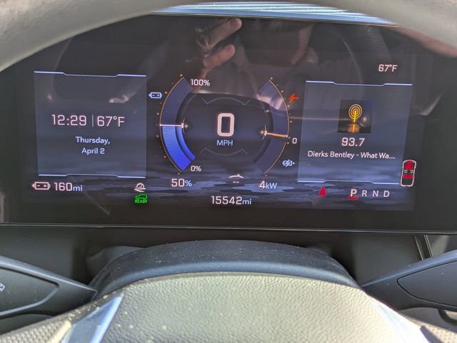 Used 2025 Chevrolet Equinox EV LT image 25