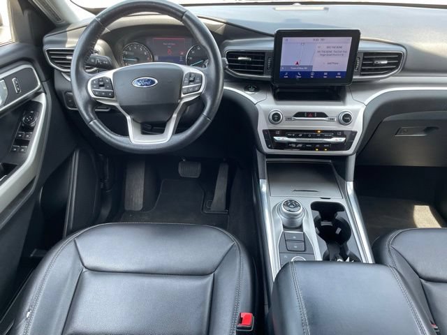 Certified 2020 Ford Explorer XLT w/ Equipment Group 202A AWD/4WD image 7