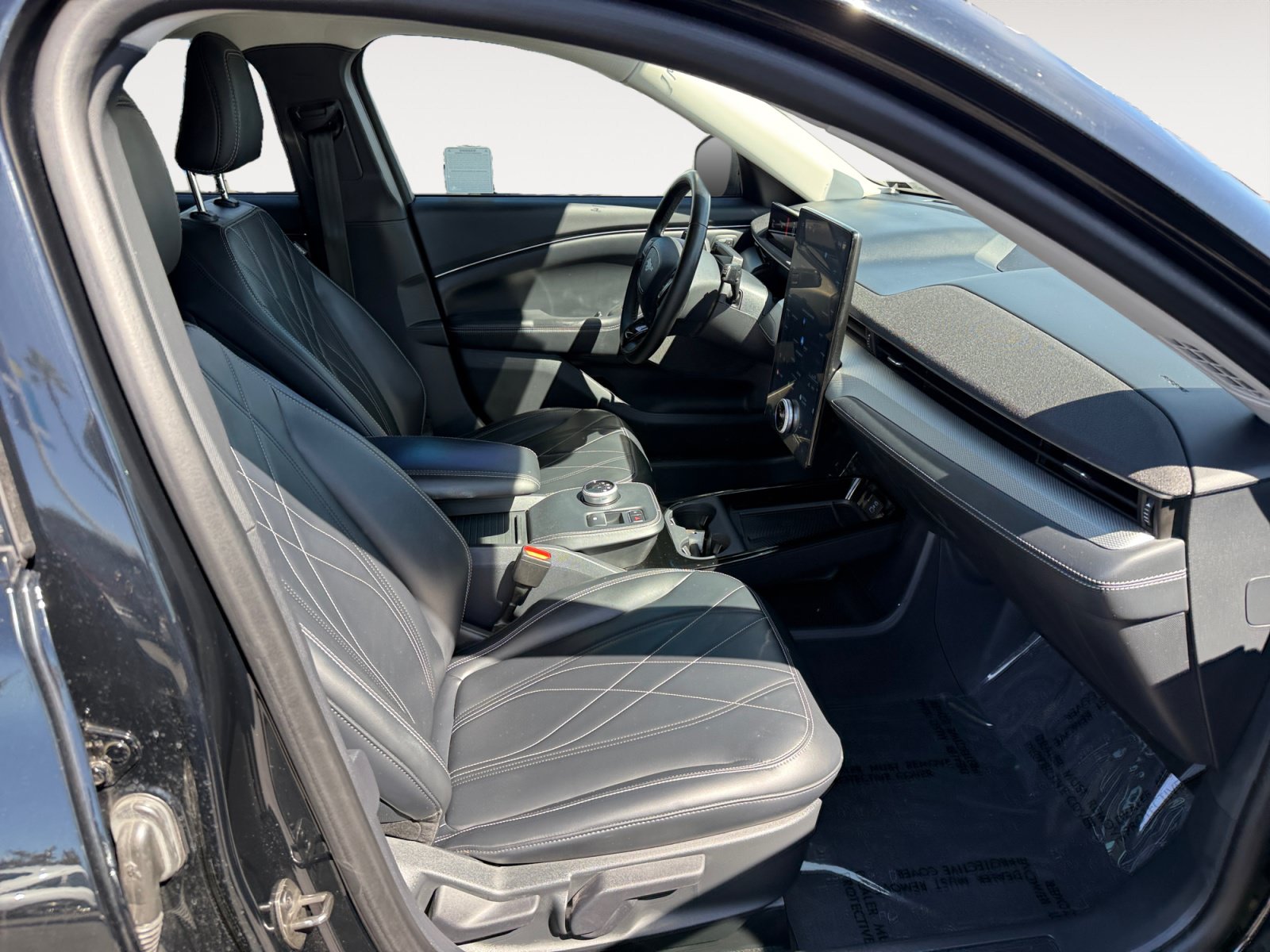 Certified 2022 Ford Mustang Mach-E Select w/ Comfort/Technology Package RWD image 19